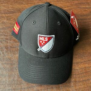 NWT - MLS / Wells Fargo Baseball Cap
